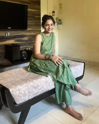 Shalimarbagh Call Girls