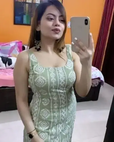 Call Girl in Shalimarbagh